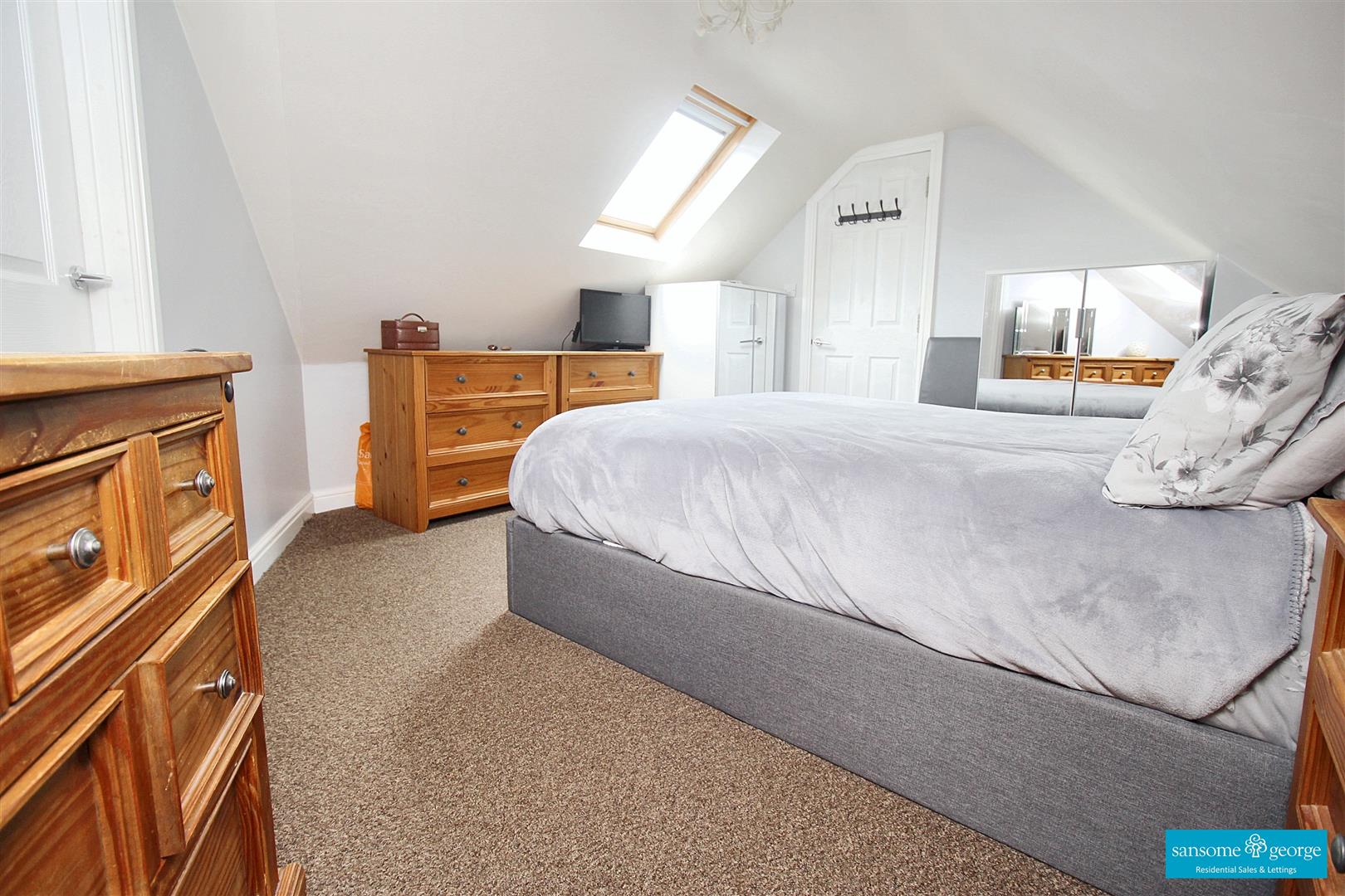 Horsecroft Way, Tilehurst, Reading